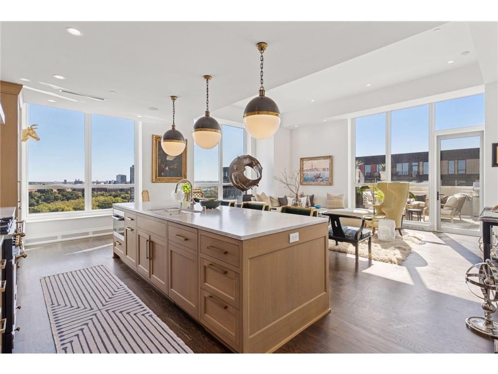 1111 W River Parkway #15E Minneapolis MN 55415 7054180 image1