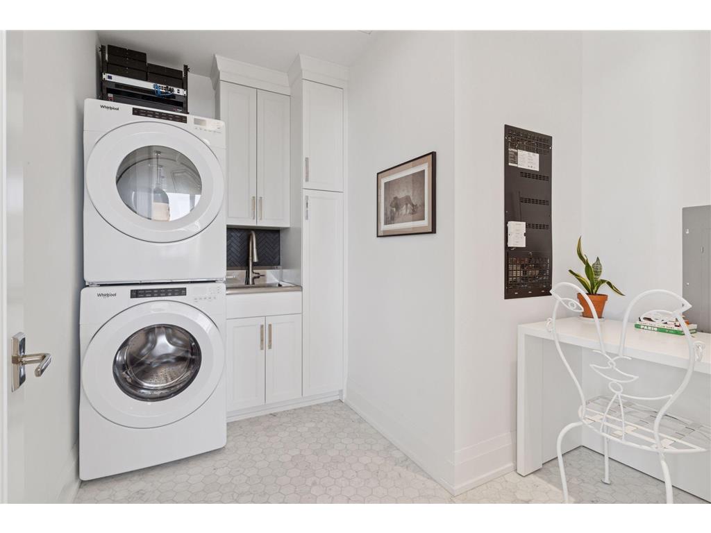 1111 W River Parkway #15E Minneapolis MN 55415 7054180 image35