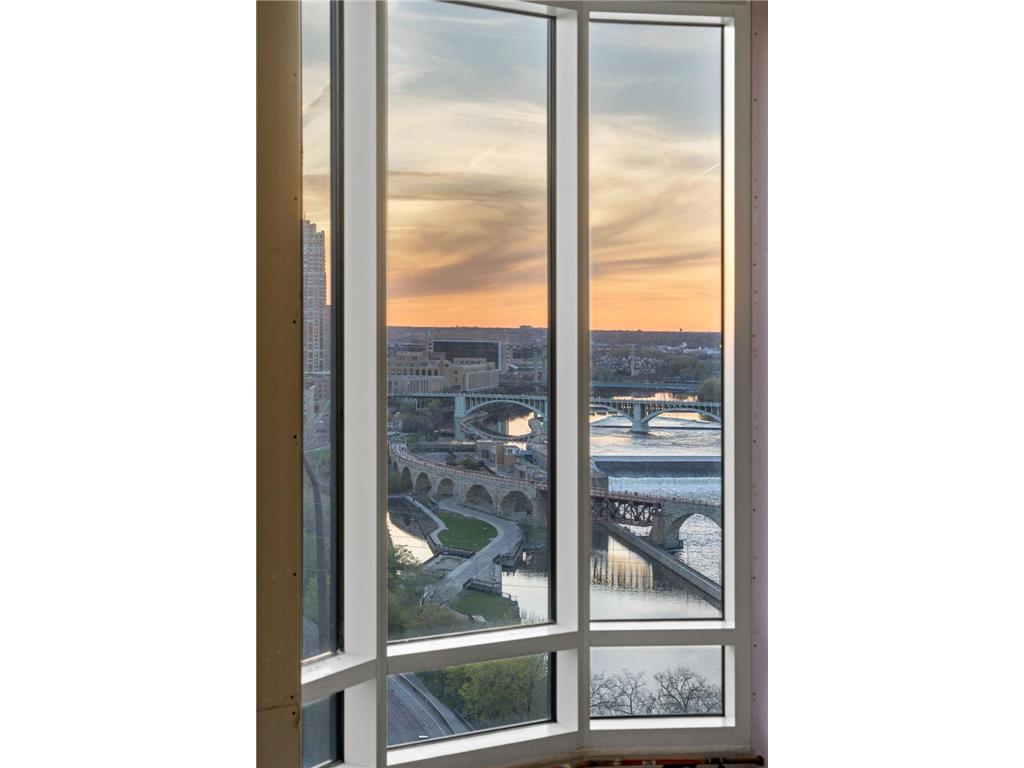 1111 W River Parkway #18AB Minneapolis MN 55415 7034796 image40
