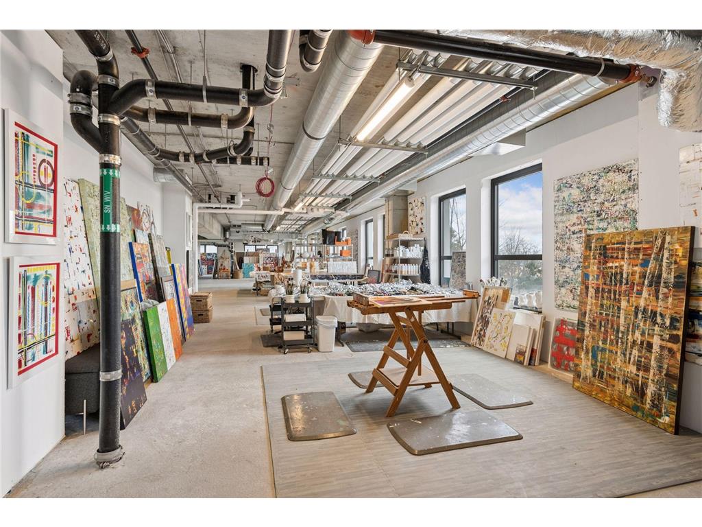 1111 W River Parkway #18AB Minneapolis MN 55415 7034796 image47