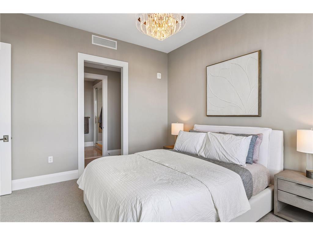 1111 W River Parkway #21B Minneapolis MN 55415 - Mississippi 7023800 image46
