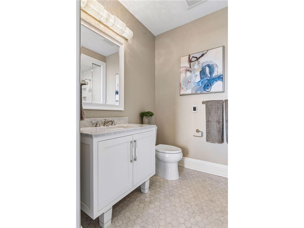 1111 W River Parkway #21B Minneapolis MN 55415 - Mississippi 7023800 image48