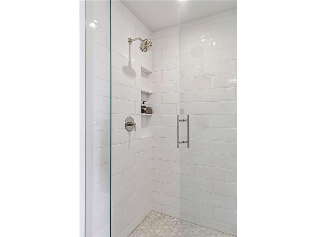 1111 W River Parkway #21B Minneapolis MN 55415 - Mississippi 7023800 image49