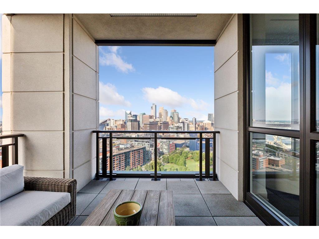 1111 W River Parkway #26B Minneapolis MN 55415 6659338 image14