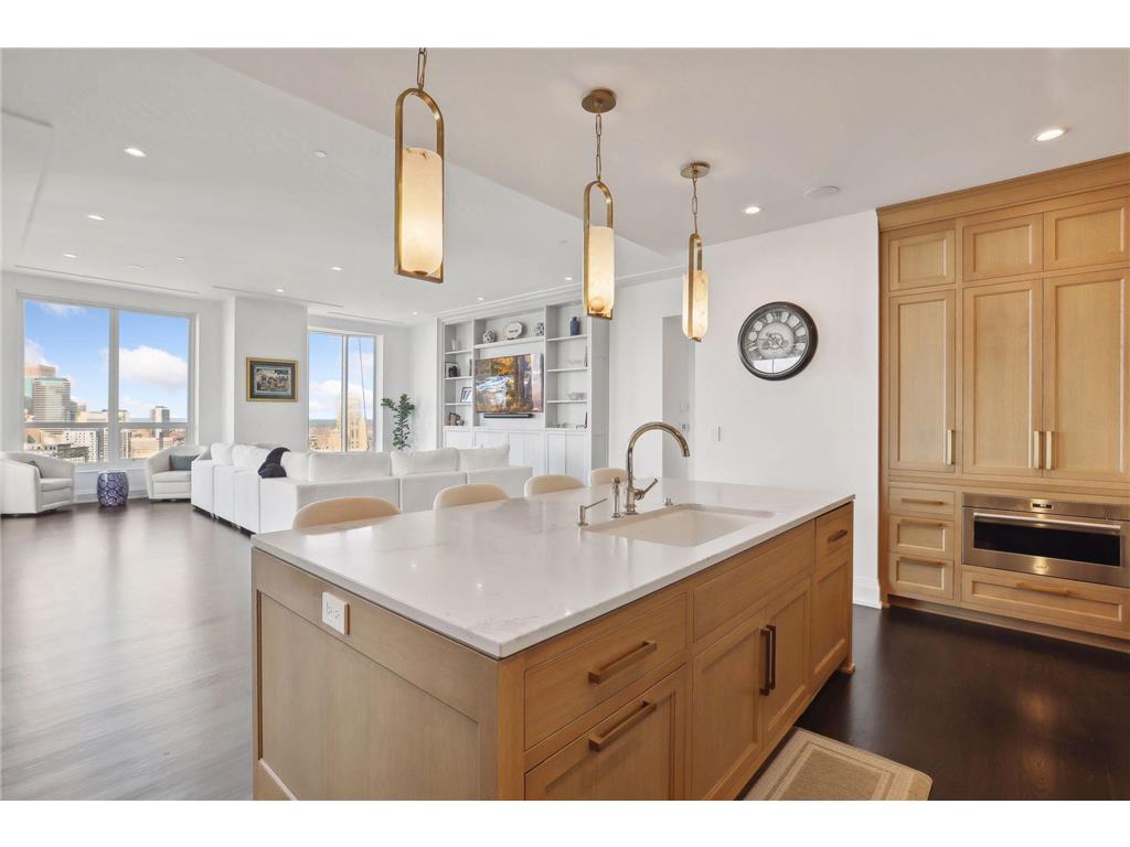 1111 W River Parkway #26B Minneapolis MN 55415 6659338 image19