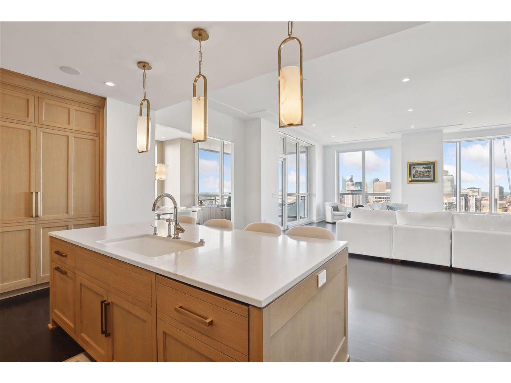 1111 W River Parkway #26B Minneapolis MN 55415 6659338 image20