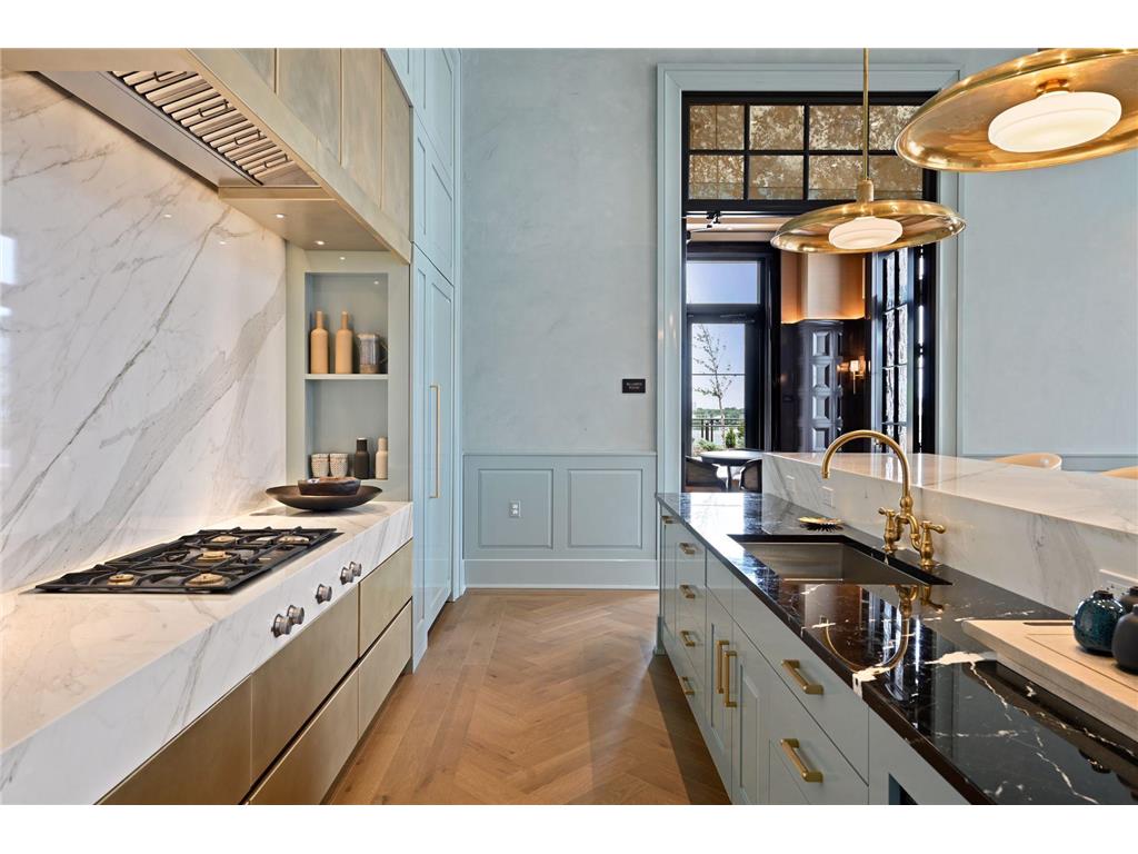 1111 W River Parkway #26B Minneapolis MN 55415 6659338 image37