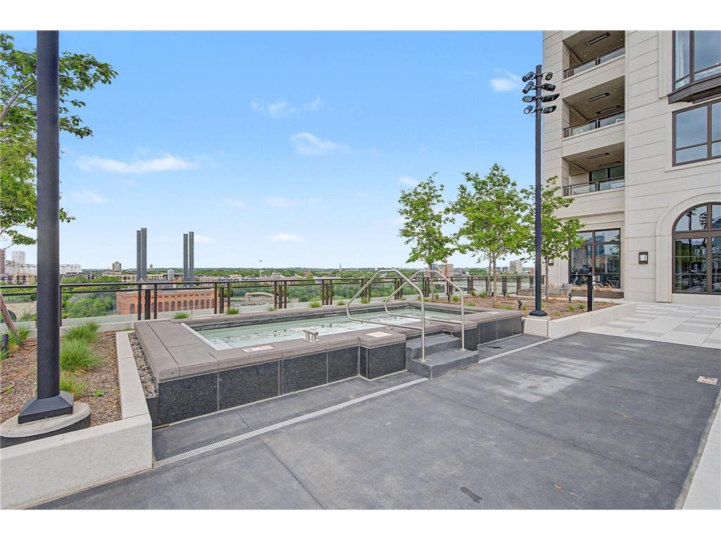 1111 W River Parkway #26B Minneapolis MN 55415 7079816 image45