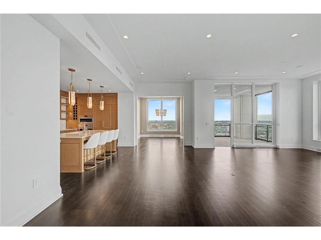 1111 W River Parkway #26B Minneapolis MN 55415 7079816 image54