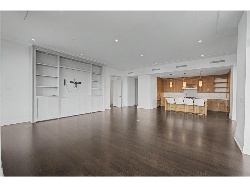 1111 W River Parkway #26B Minneapolis MN 55415 7079816 image55