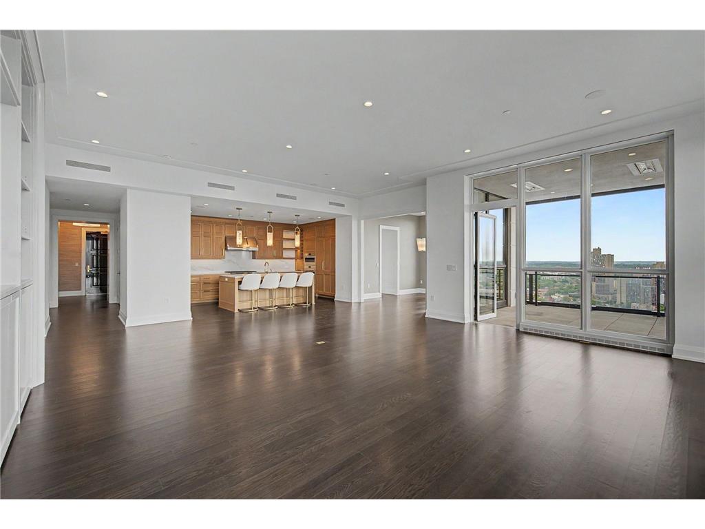 1111 W River Parkway #26B Minneapolis MN 55415 7079816 image57