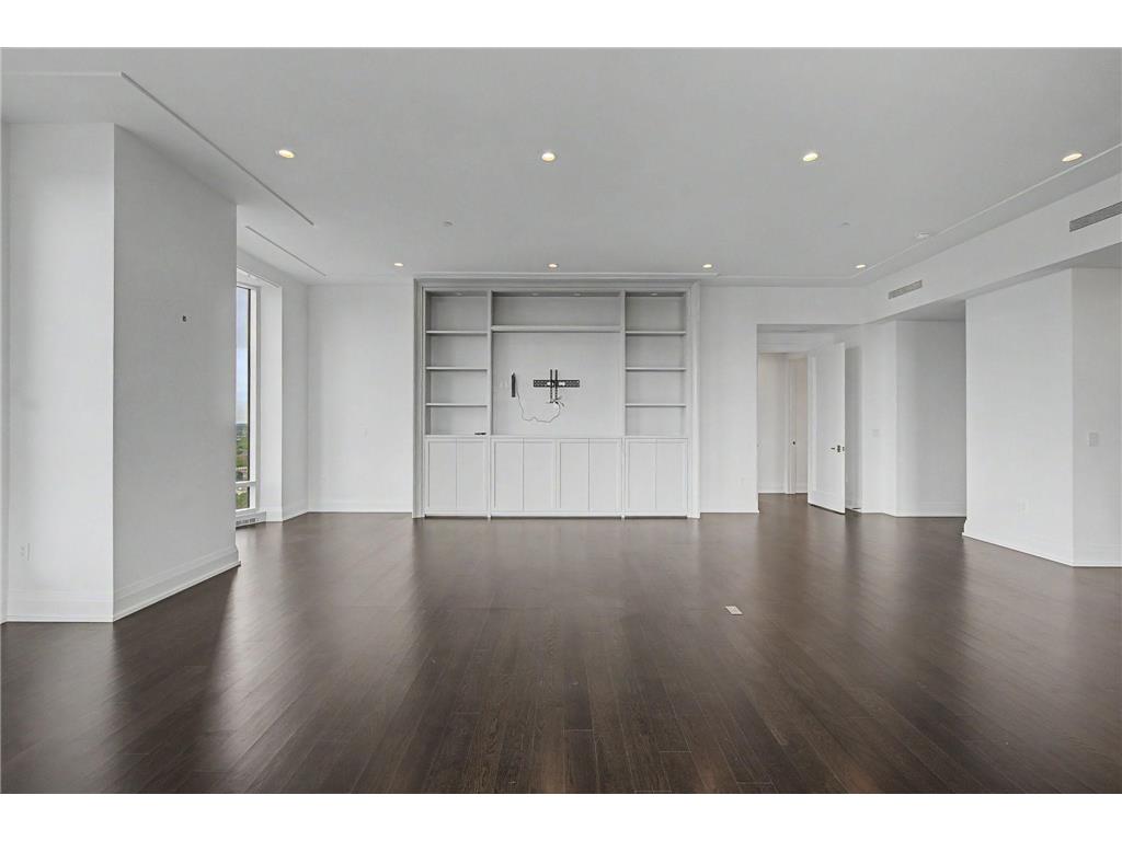 1111 W River Parkway #26B Minneapolis MN 55415 7079816 image63