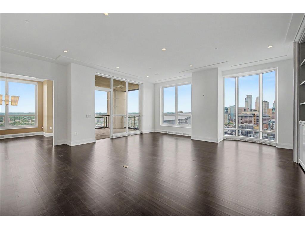1111 W River Parkway #26B Minneapolis MN 55415 7079816 image66