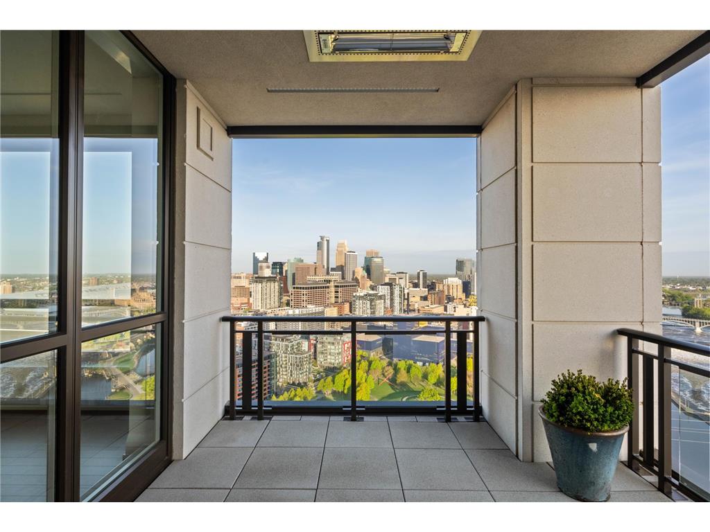 1111 W River Parkway #29A Minneapolis MN 55415 7077112 image13