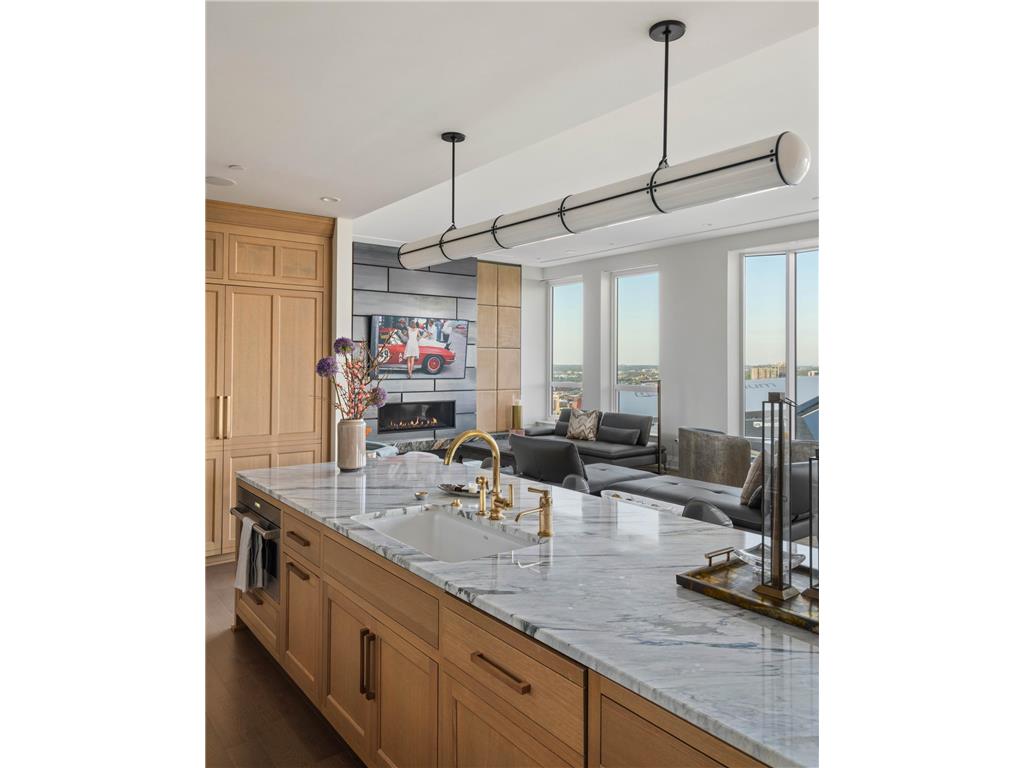 1111 W River Parkway #29A Minneapolis MN 55415 7077112 image21