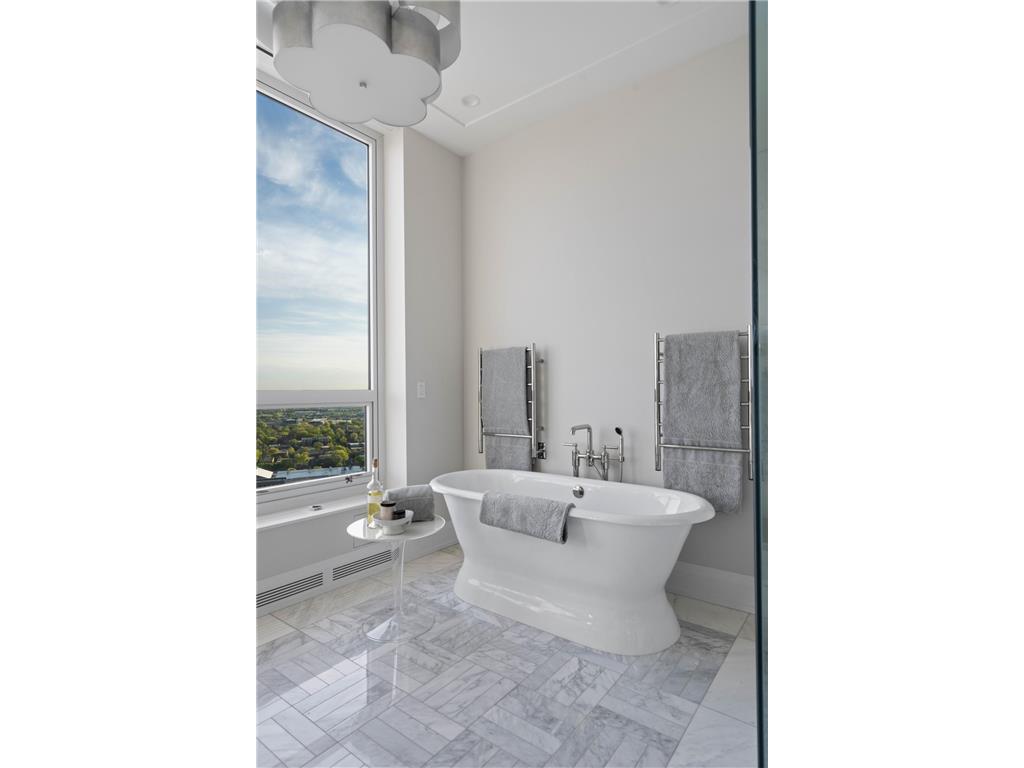 1111 W River Parkway #29A Minneapolis MN 55415 7077112 image27
