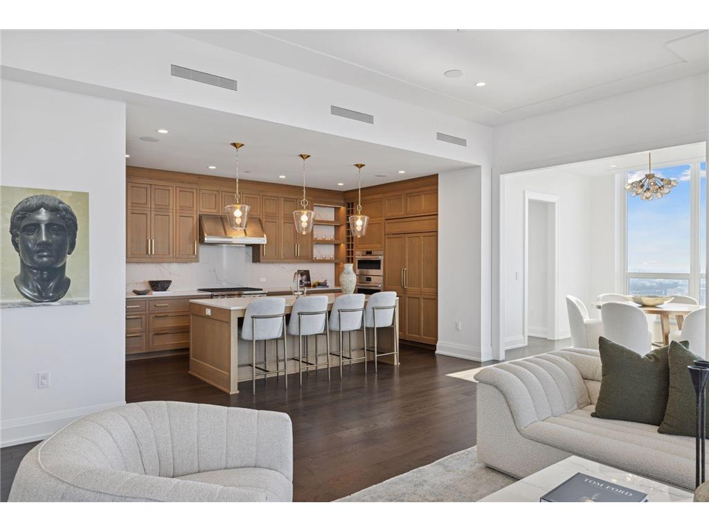 1111 W River Parkway #31B Minneapolis MN 55415 6710964 image10