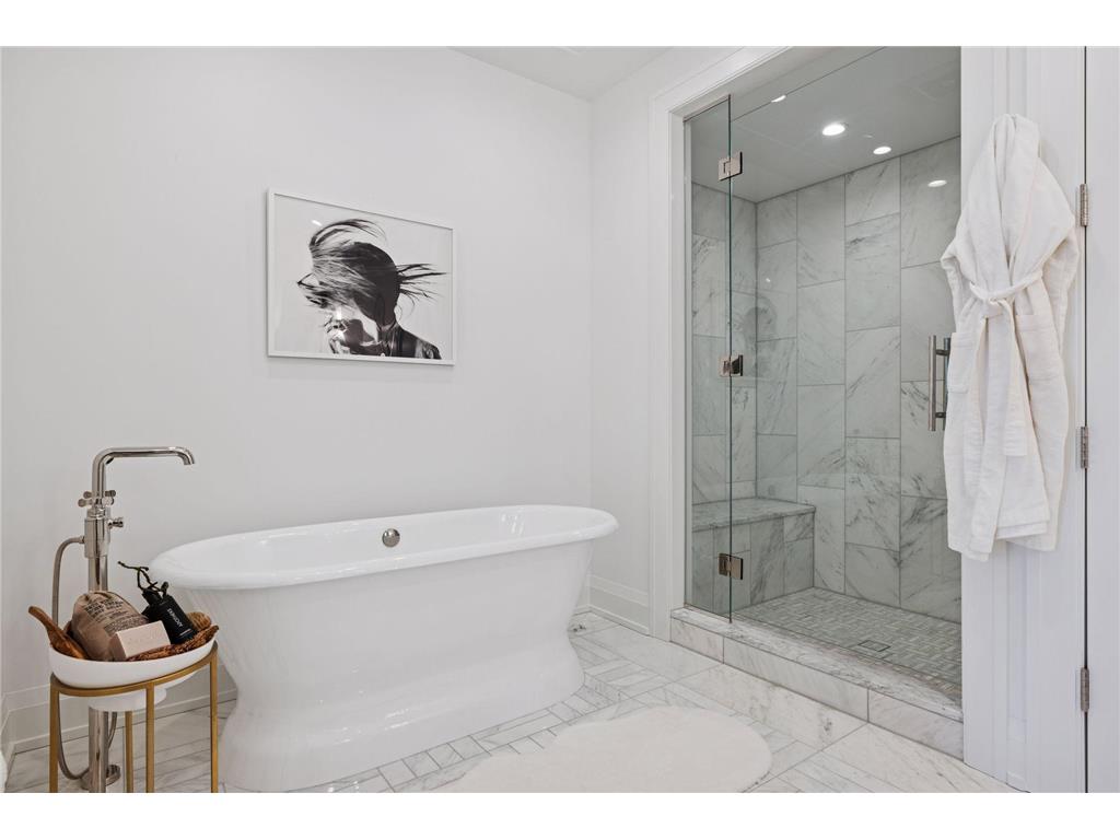 1111 W River Parkway #31B Minneapolis MN 55415 6710964 image26