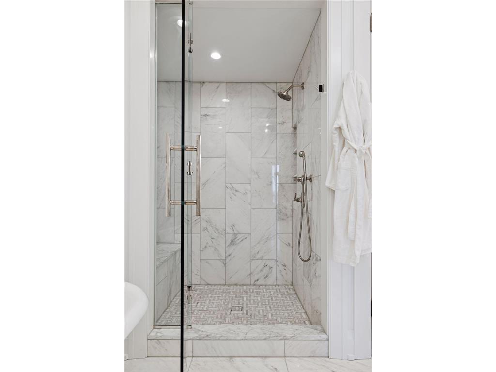 1111 W River Parkway #31B Minneapolis MN 55415 6710964 image28