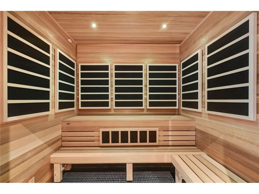 1111 W River Parkway #31B Minneapolis MN 55415 6710964 image64