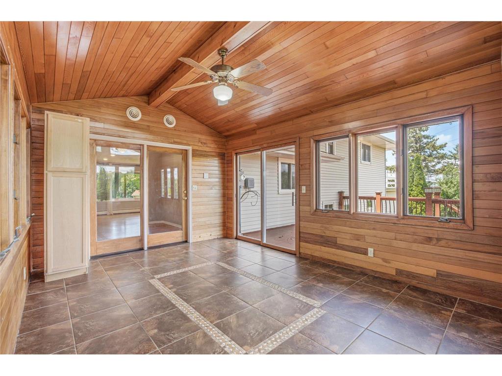 11111 Carver Court Burnsville MN 55337 7100087 image14