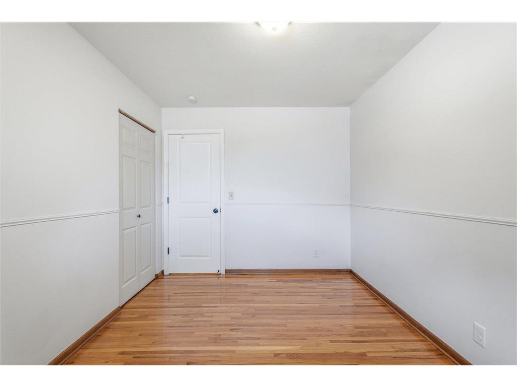 11111 Carver Court Burnsville MN 55337 7100087 image22