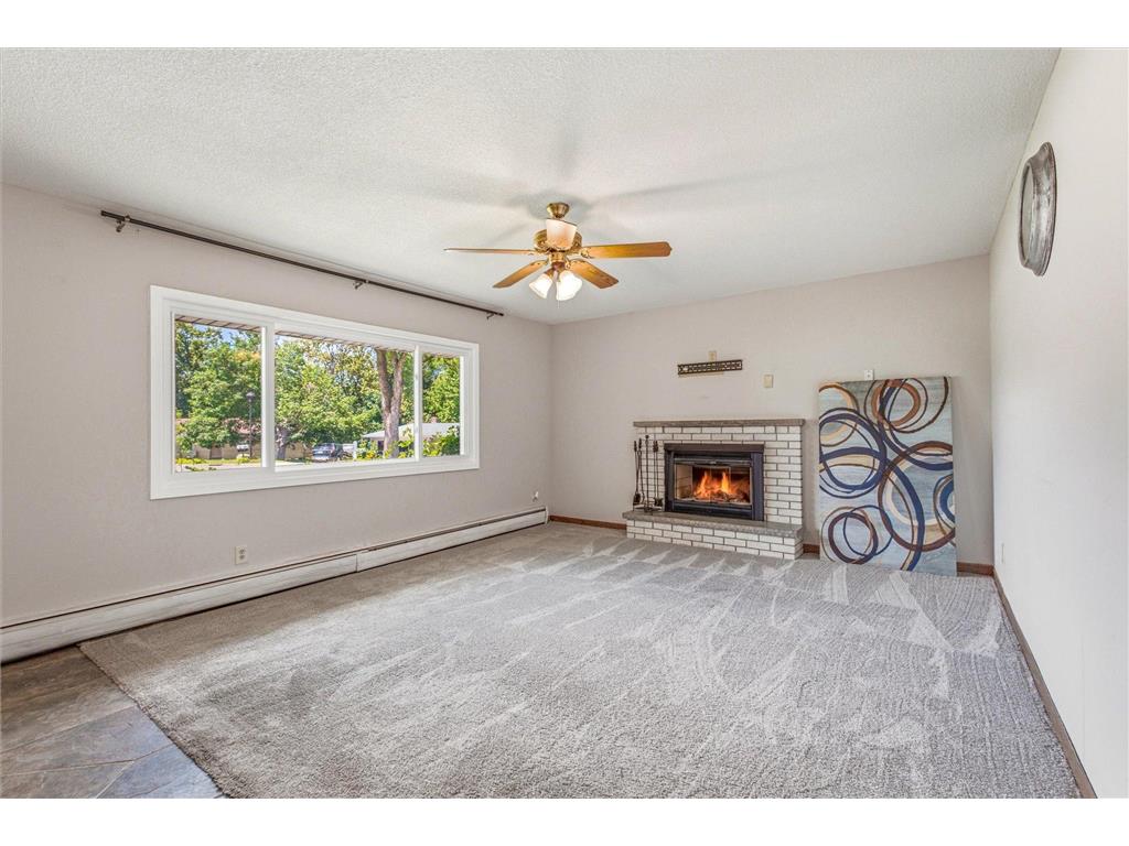 11111 Carver Court Burnsville MN 55337 7100087 image4