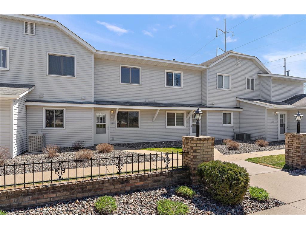 11111 Drake Street NW Coon Rapids MN 55433 7056222 image1
