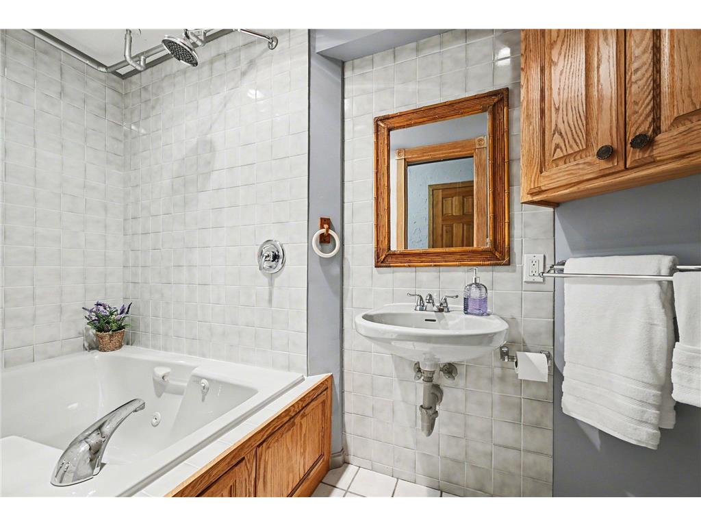 11115 Vessey Circle Bloomington MN 55437 7029399 image14