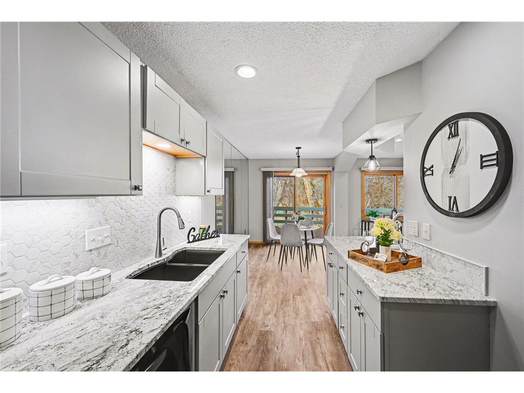 11115 Vessey Circle Bloomington MN 55437 7029399 image9