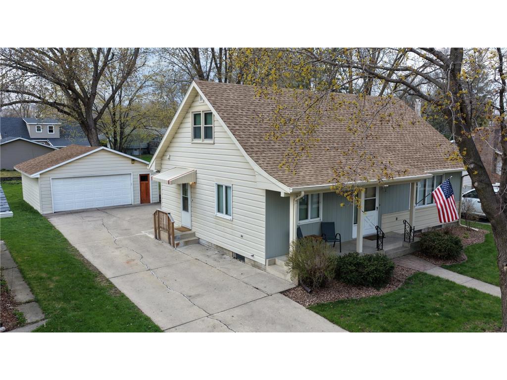 1112 15th Street SW Willmar MN 56201 7060086 image1