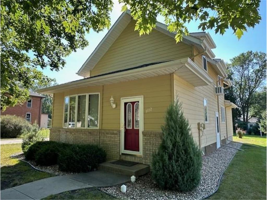 1112 6th Avenue Mountain Lake MN 56159 6596814 image1