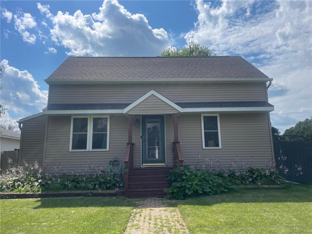 1112 Bluff Avenue Saint Charles MN 55972 6570870 image1