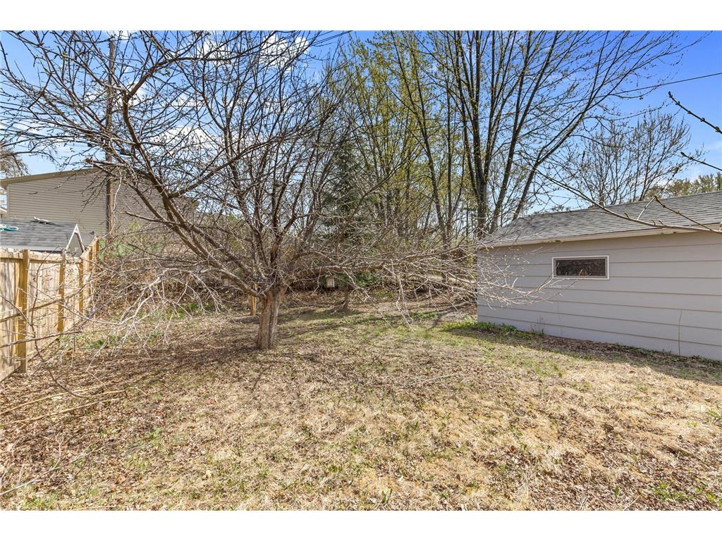 1112 Breen Street Saint Paul MN 55106 7044844 image29