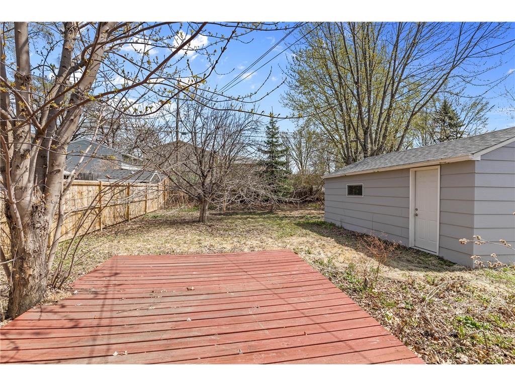 1112 Breen Street Saint Paul MN 55106 7044844 image31