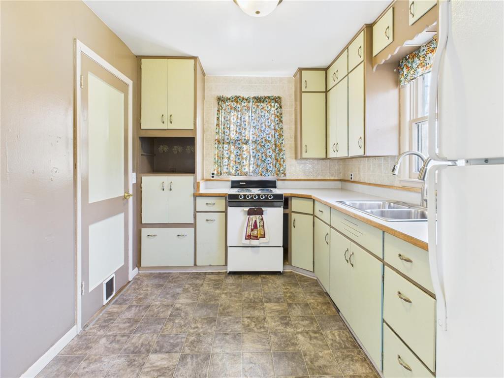 1112 Kenwood Street Alexandria MN 56308 6813109 image7