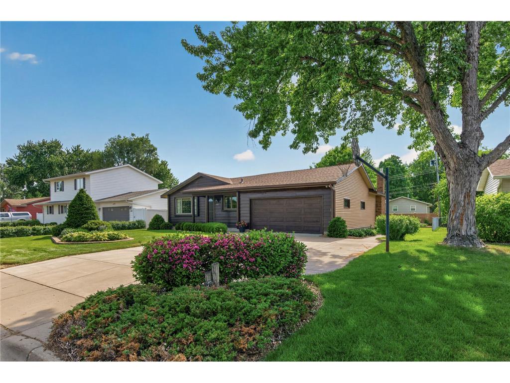 1112 Lyn Way Hastings MN 55033 7083022 image2