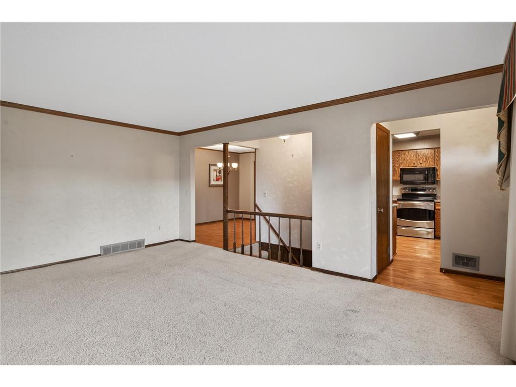 1112 Lyn Way Hastings MN 55033 7083022 image7