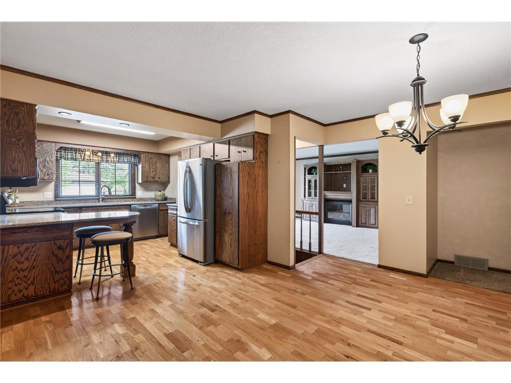 1112 Lyn Way Hastings MN 55033 7083022 image8