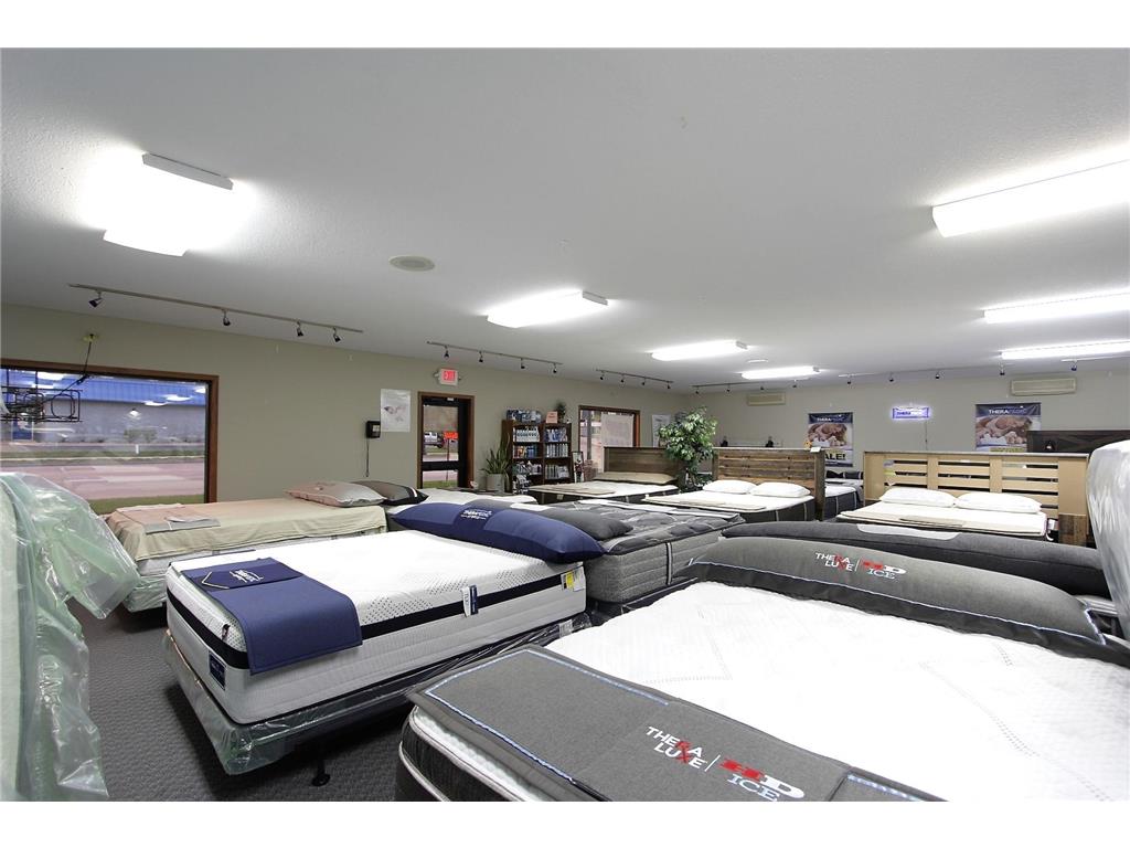 1112 Main Street Red Wing MN 55066 6732092 image11