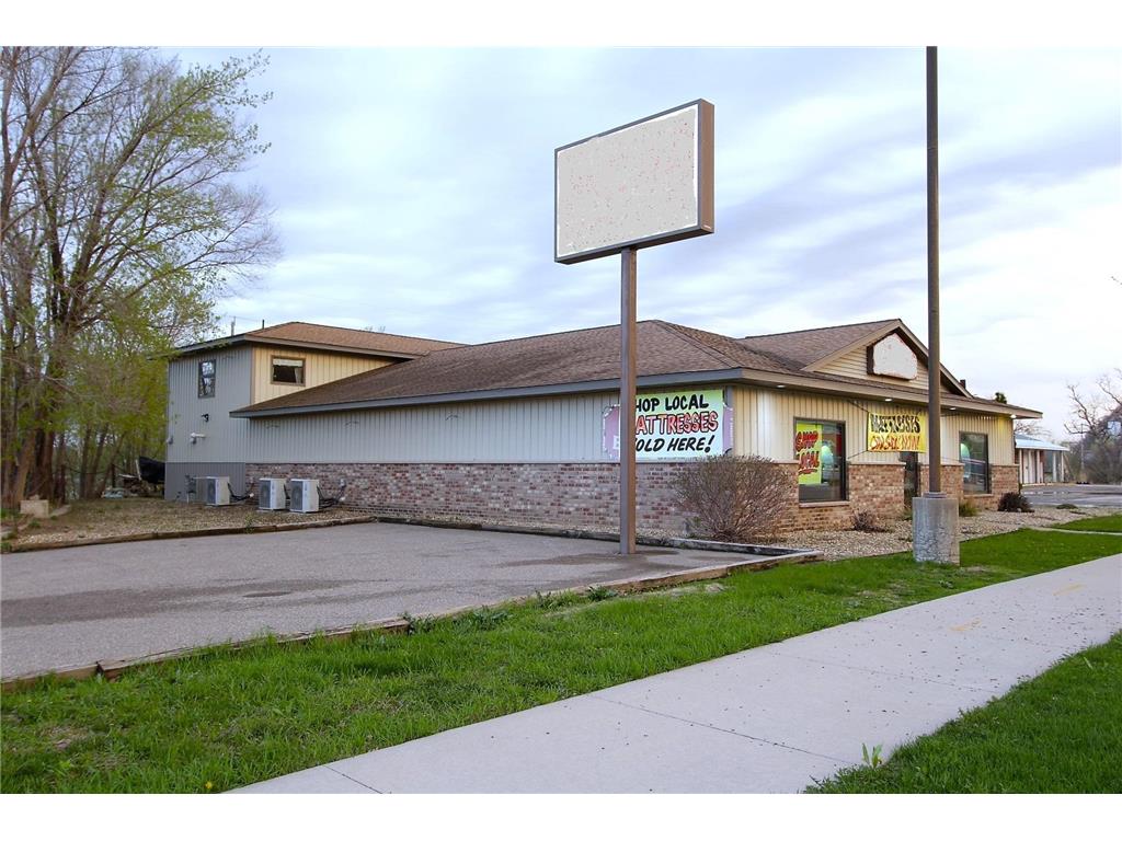 1112 Main Street Red Wing MN 55066 6732092 image3