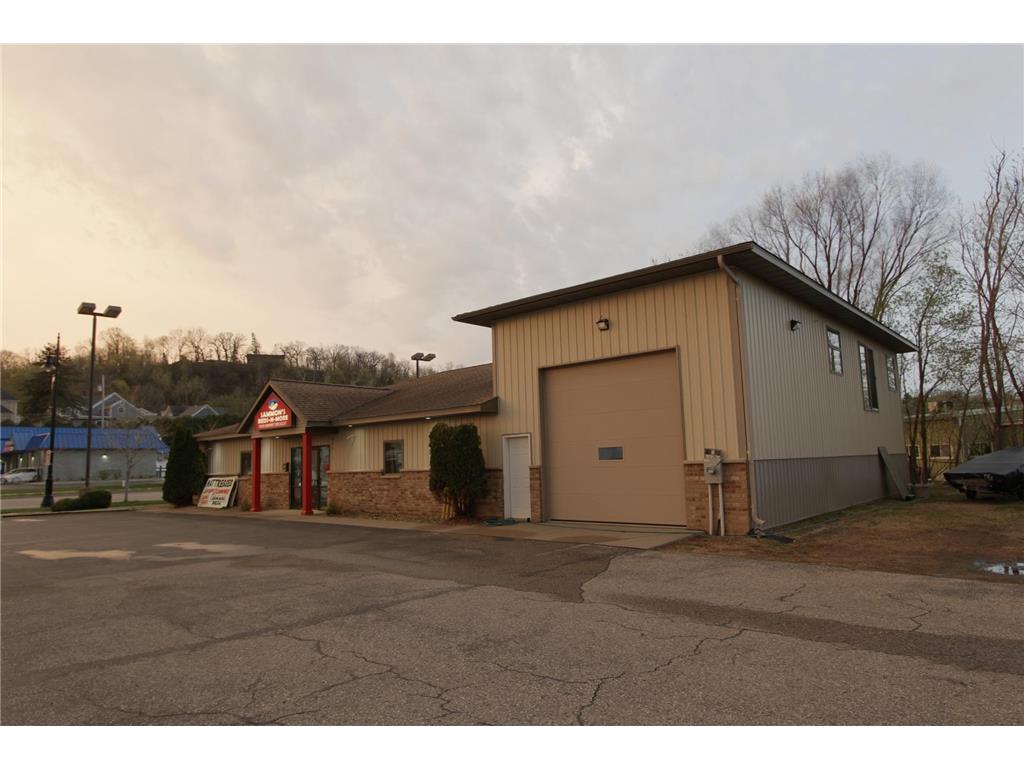 1112 Main Street Red Wing MN 55066 6732092 image6