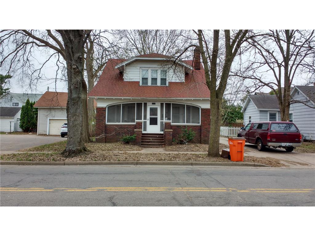 1112 S Barstow Street Eau Claire WI 54701 7030406 image1