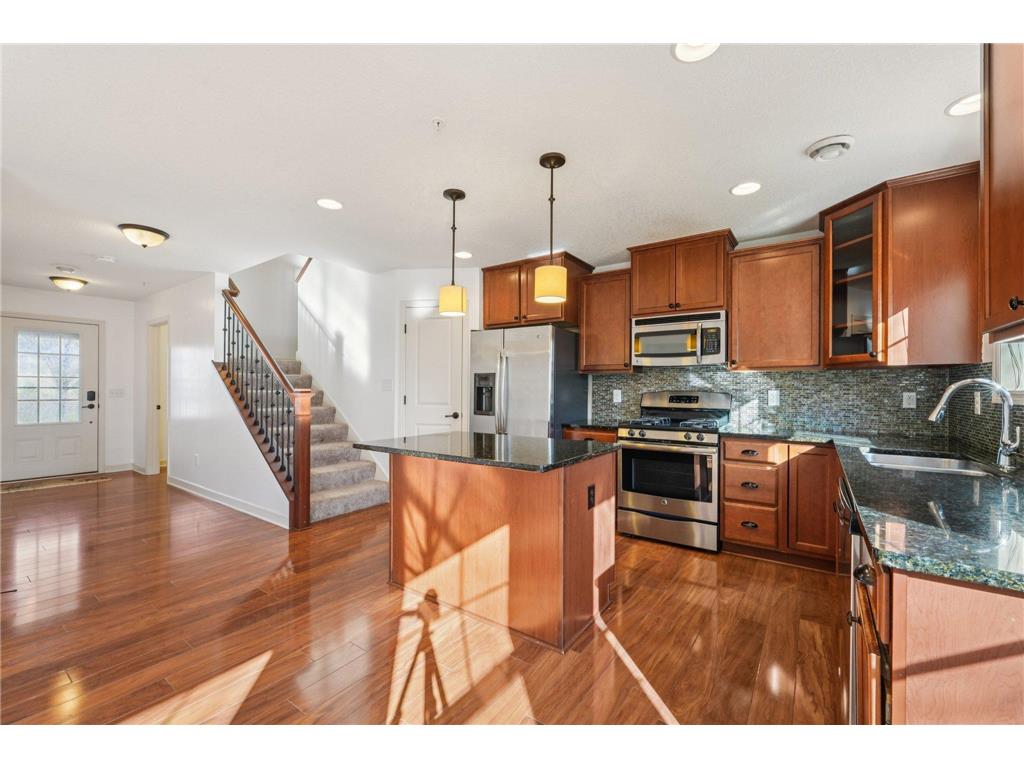 1112 Station Trail Eagan MN 55123 6815836 image16