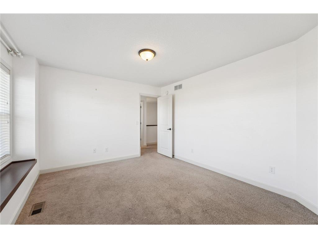 1112 Station Trail Eagan MN 55123 6815836 image30