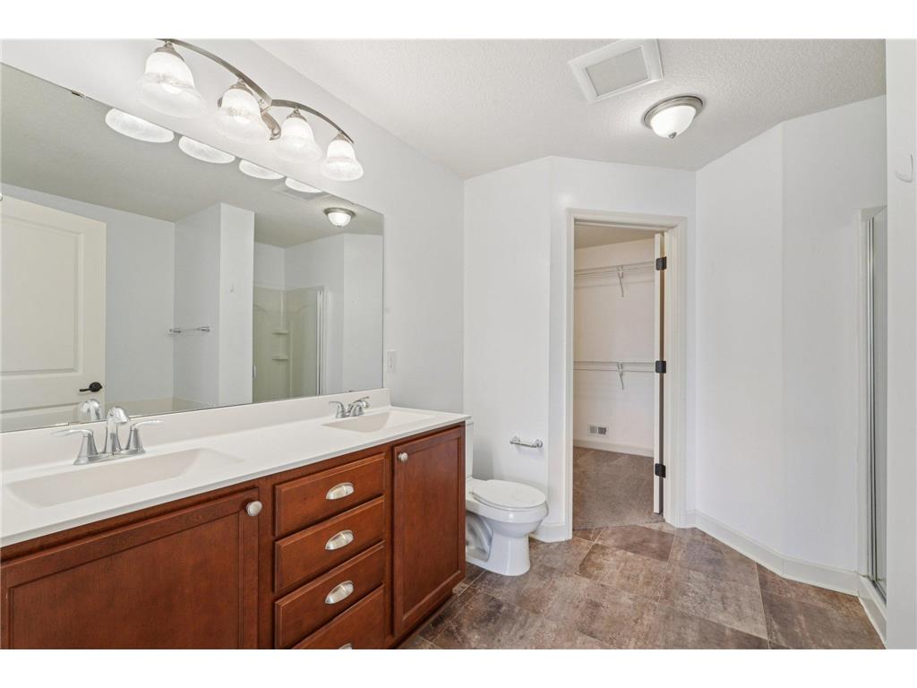 1112 Station Trail Eagan MN 55123 6815836 image35