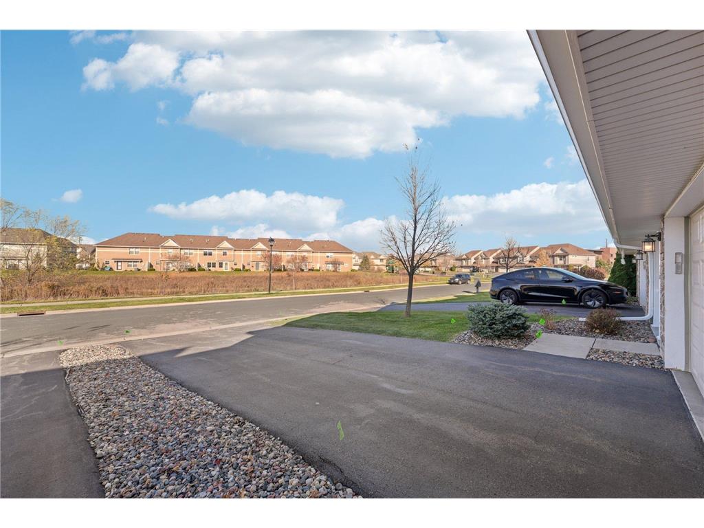 1112 Station Trail Eagan MN 55123 6815836 image7