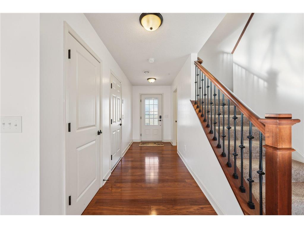 1112 Station Trail Eagan MN 55123 6815836 image8