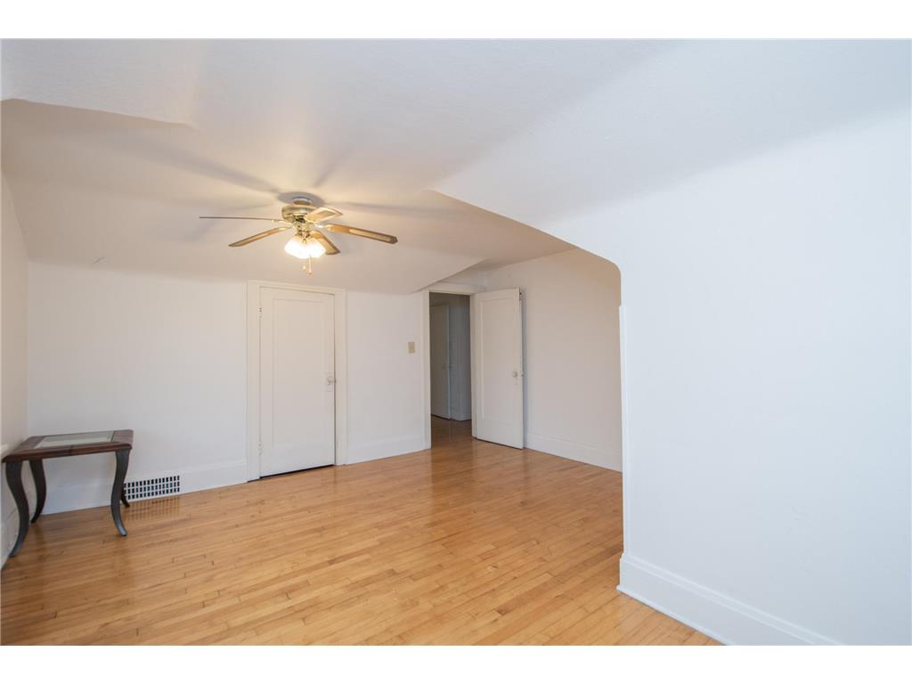 1112 University Drive S Fargo ND 58103 6811749 image33