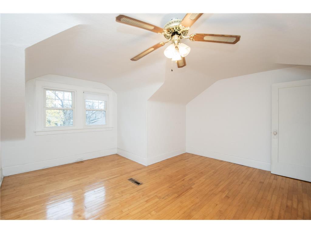 1112 University Drive S Fargo ND 58103 6811749 image34